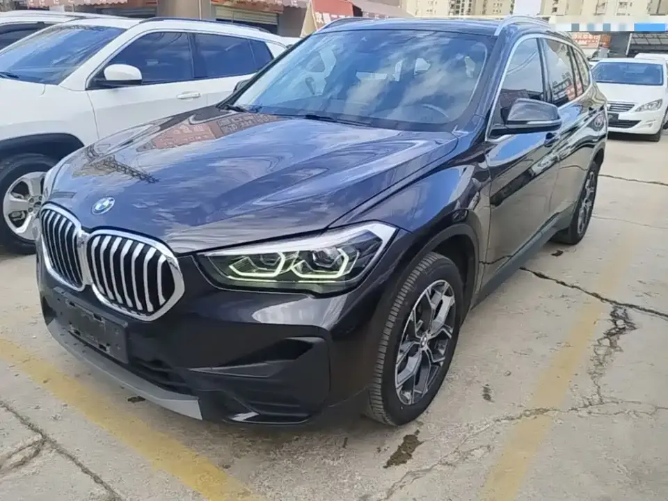 BMW X1 sDrive25Li Leading 2021
