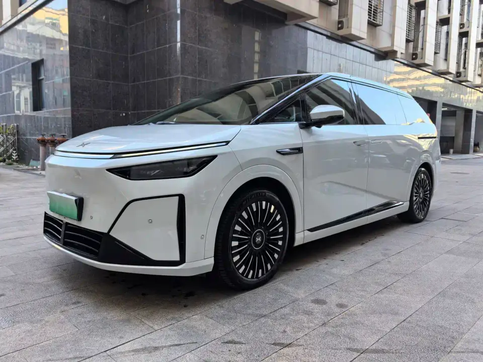 XPeng X9 Extended Range Edition 2025
