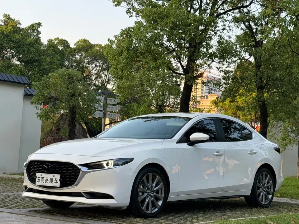Mazda Mazda3 Axela 2.0L Automatic Elegance Edition 2022