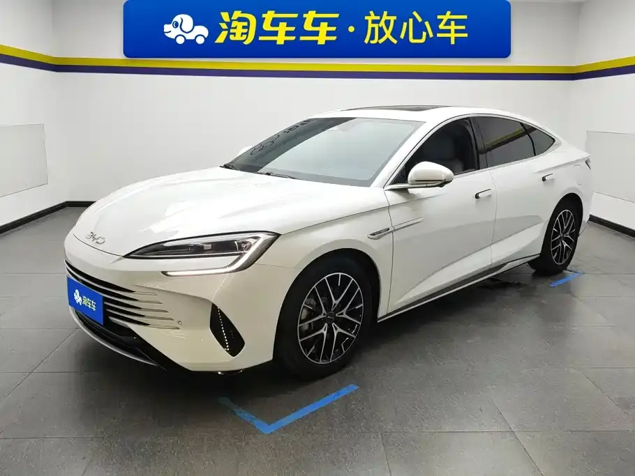 BYD Seal Glory Edition DM-i 1.5L 121km Luxury 2024