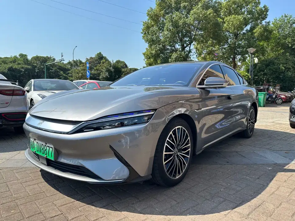 BYD Han EV Standard Range Luxury 2022