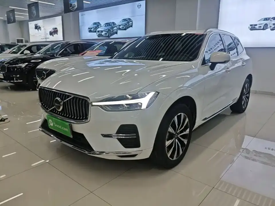 Volvo XC60 B5 AWD Smart Elite Luxury 2022