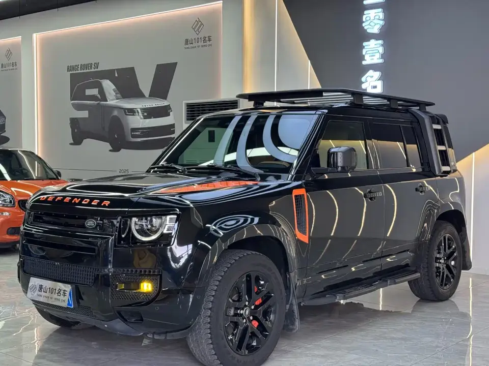 Land Rover Defender Model 110 3.0T P400 Dark Special Edition 2022