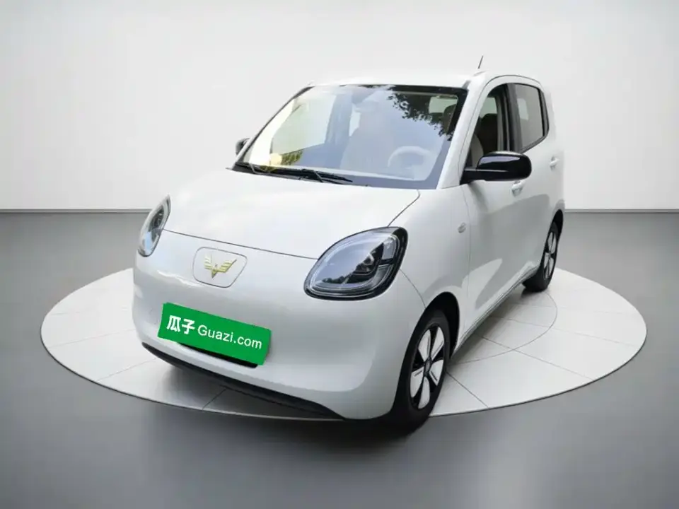 Wuling Motors Hongguang MINIEV 4-Door Advanced 2025