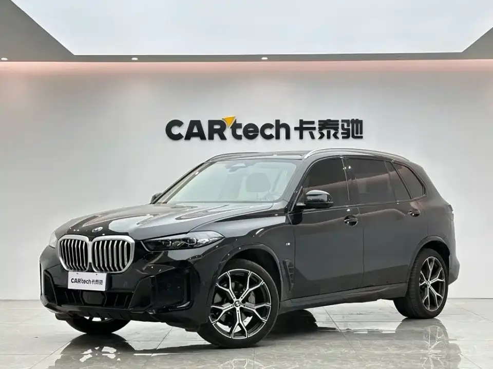 BMW X5 xDrive 30Li Premium M Sport Black Night Package 2024