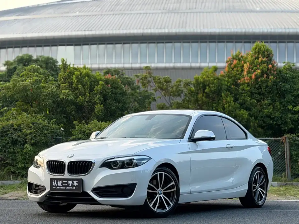 BMW 2 Series (Import) 220i Sport Design Package 2019