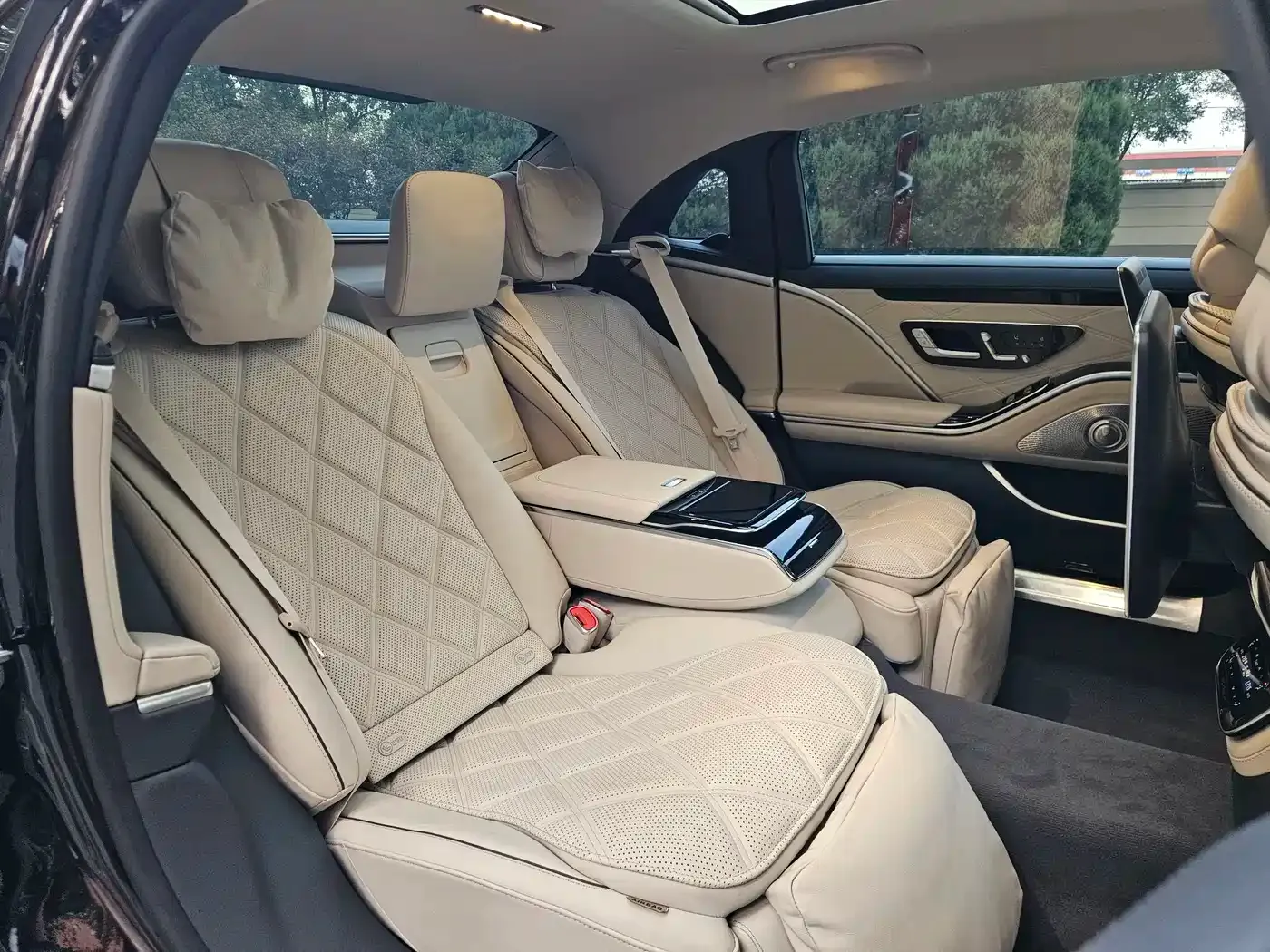 Mercedes-Benz Maybach S-Class Facelift S 480 4MATIC 2025 — фото 10