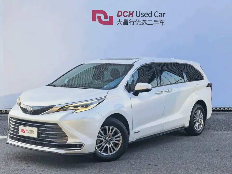 Toyota Sienna 2.5L Hybrid Premium Edition 2022
