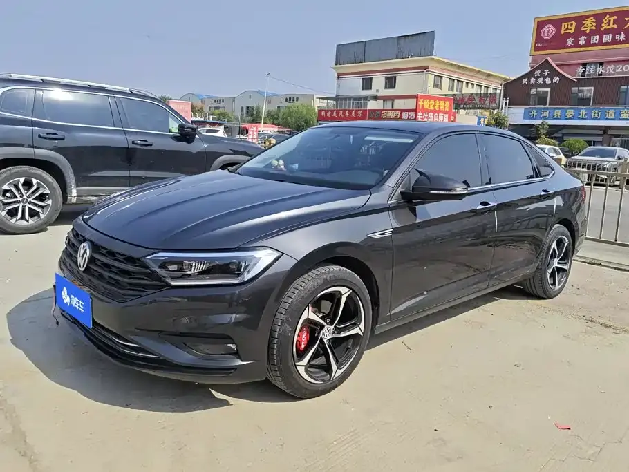 Volkswagen Sagitar 280TSI DSG Surpassing Edition 2022
