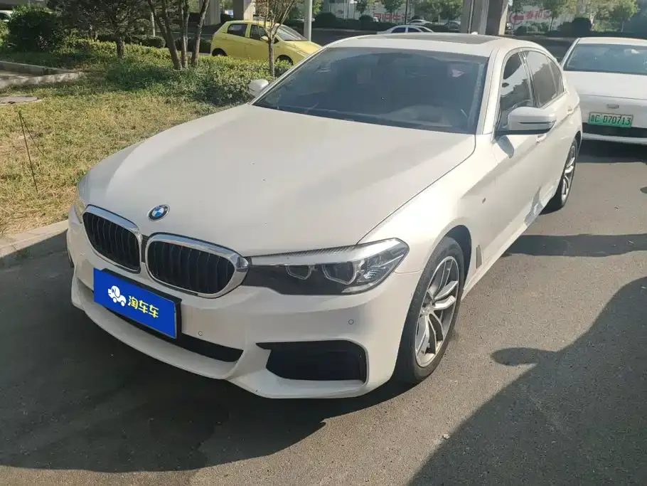 BMW 5 Series 525Li M Sport Package 2020