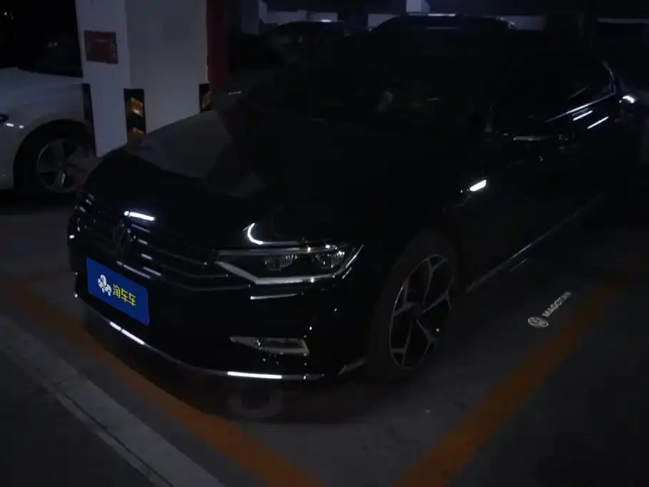 Volkswagen Magotan Model 2 Million Commemorative Edition 330TSI DSG Luxury 2024
