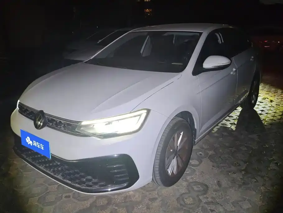 Volkswagen Lavida New Edge 1.5L Outstanding New Ease 2024
