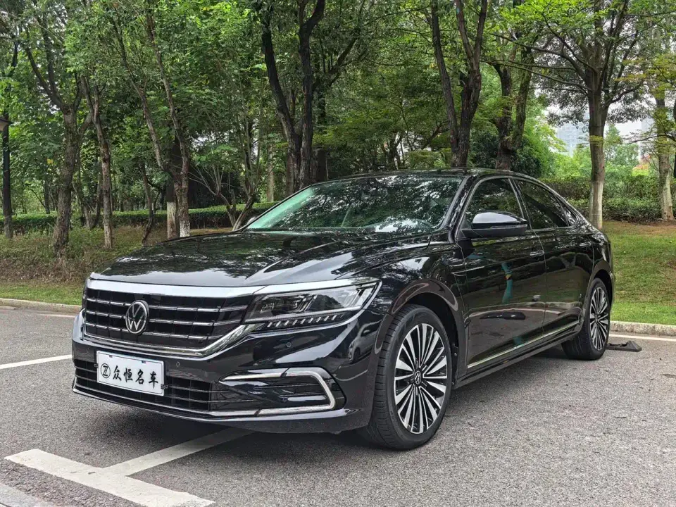 Volkswagen Passat Model 330TSI Luxury Edition 2021