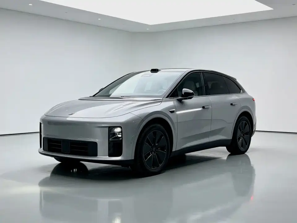 Li Auto i6 2WD Base Model 2025