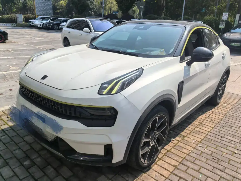 Lynk & Co 05 2.0TD 2WD Shine Halo 2021