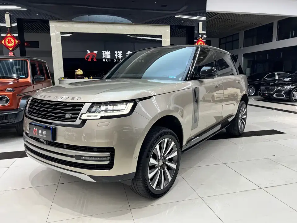 Land Rover Range Rover 3.0 L6 400PS Golden Age 7-Seater Long Wheelbase 2022
