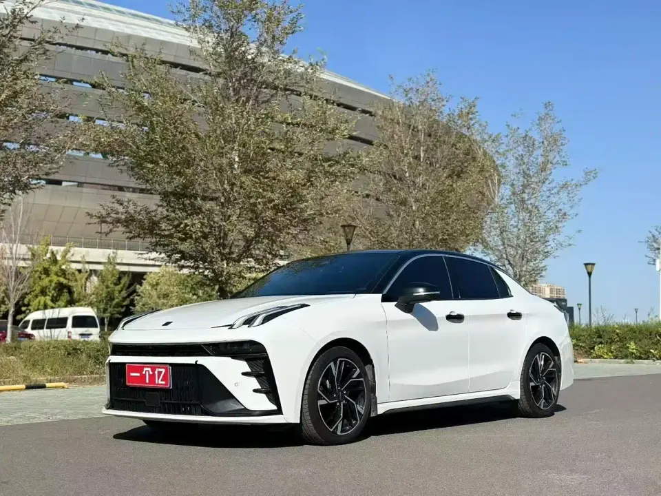 Lynk & Co 03 2.0TD DCT Jin Plus 2024