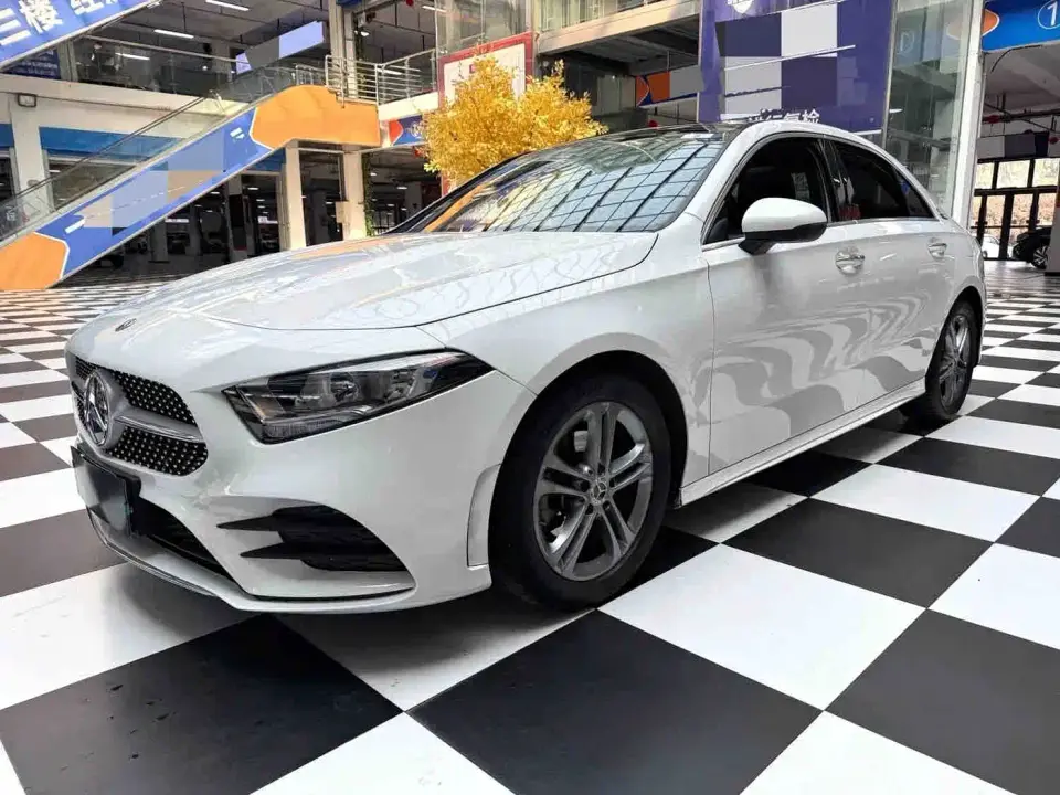 Mercedes-Benz A-Class A 180 L Sport Sedan 2022