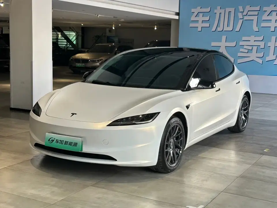 Tesla Model 3 Model Rear-Wheel Drive Edition 2025