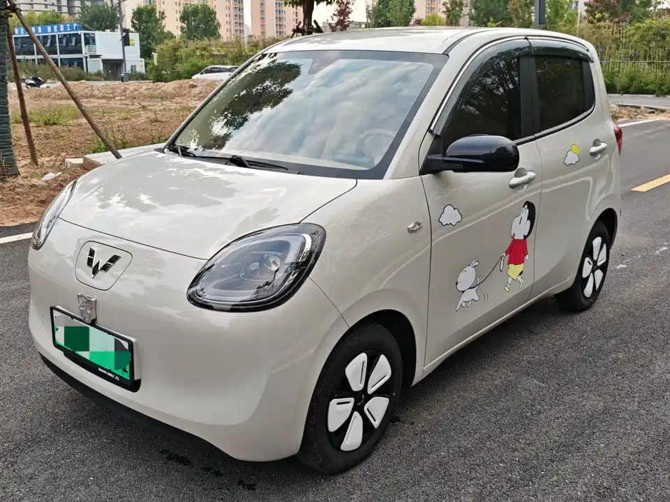 Wuling Motors Hongguang MINIEV 4-Door Advanced 2025
