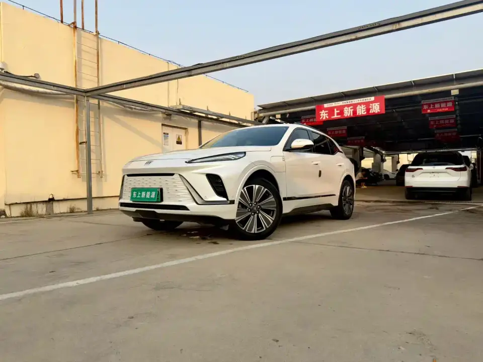 Buick E5 Premium Standard Range Edition 2023