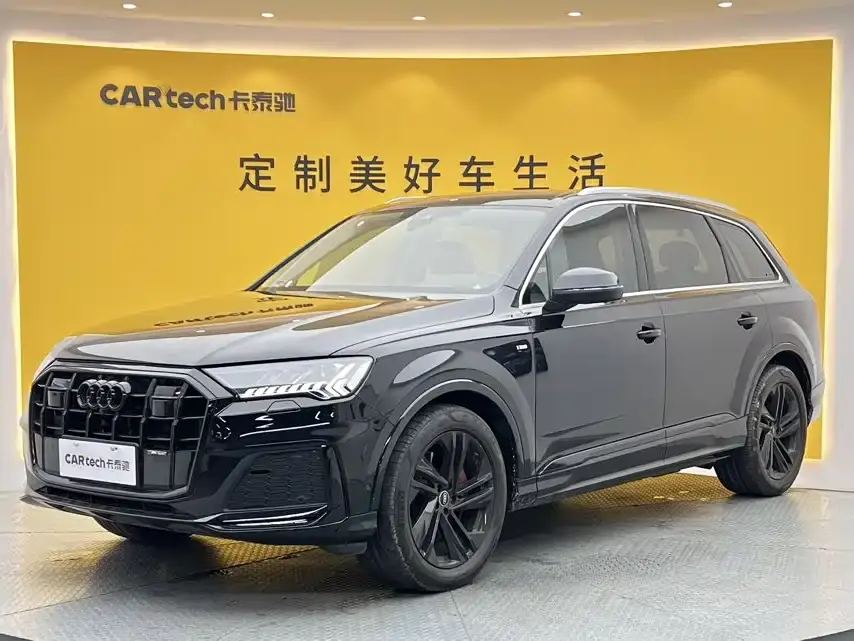 Audi Q7 45 TFSI quattro S line Sport 2024