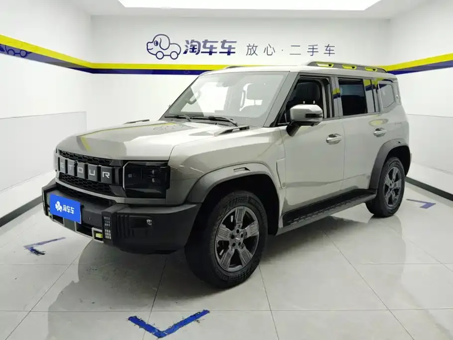 Jetour Traveler Model 1.5T 2WD Discovery PRO 2024