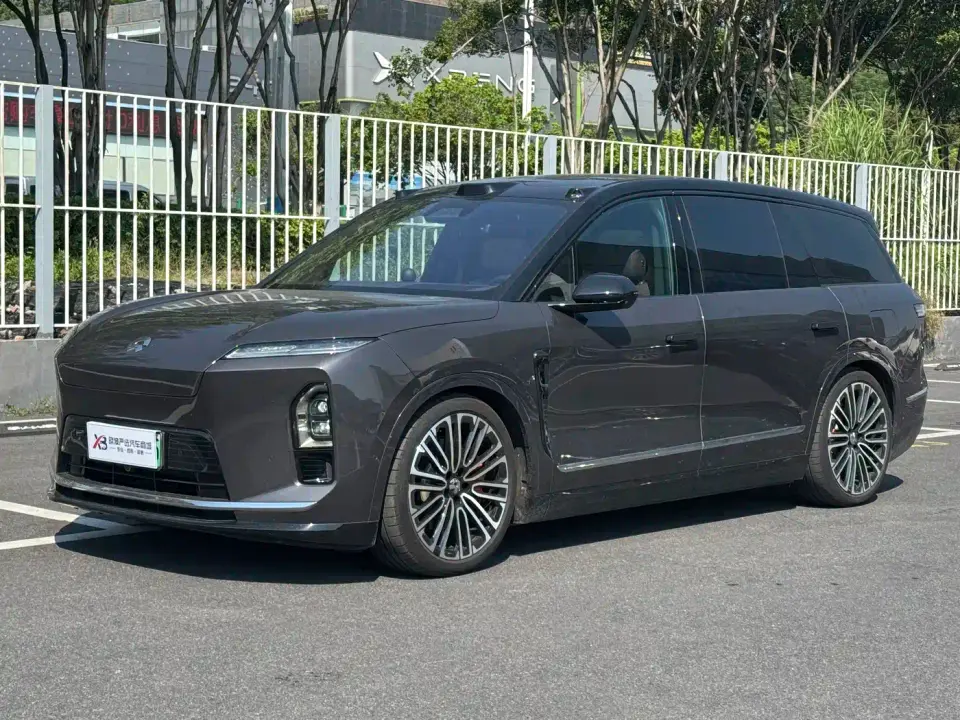 NIO ES8 Base Model 2026