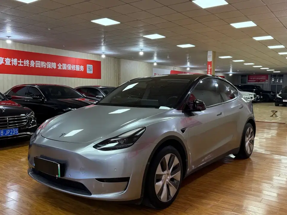 Tesla Model Y Rear-Wheel Drive Edition 2023