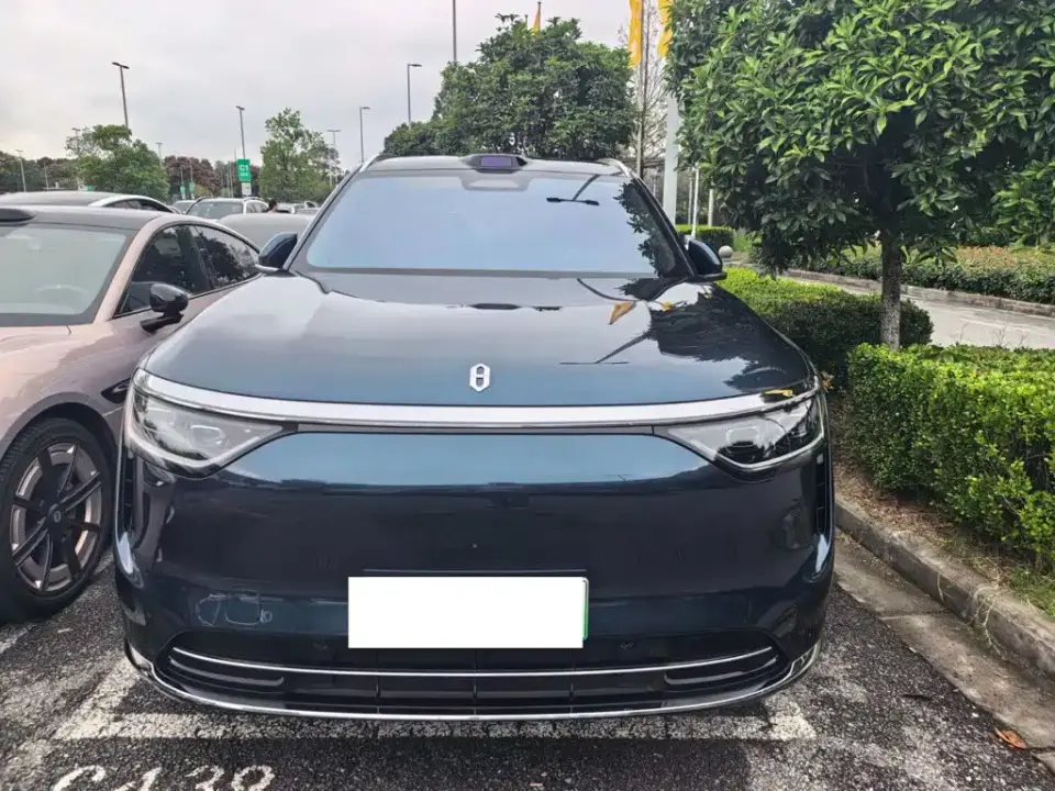 AITO Wenjie AITO M8 Model Extended Range Ultra Edition 53.4kWh 5-Seater 2025
