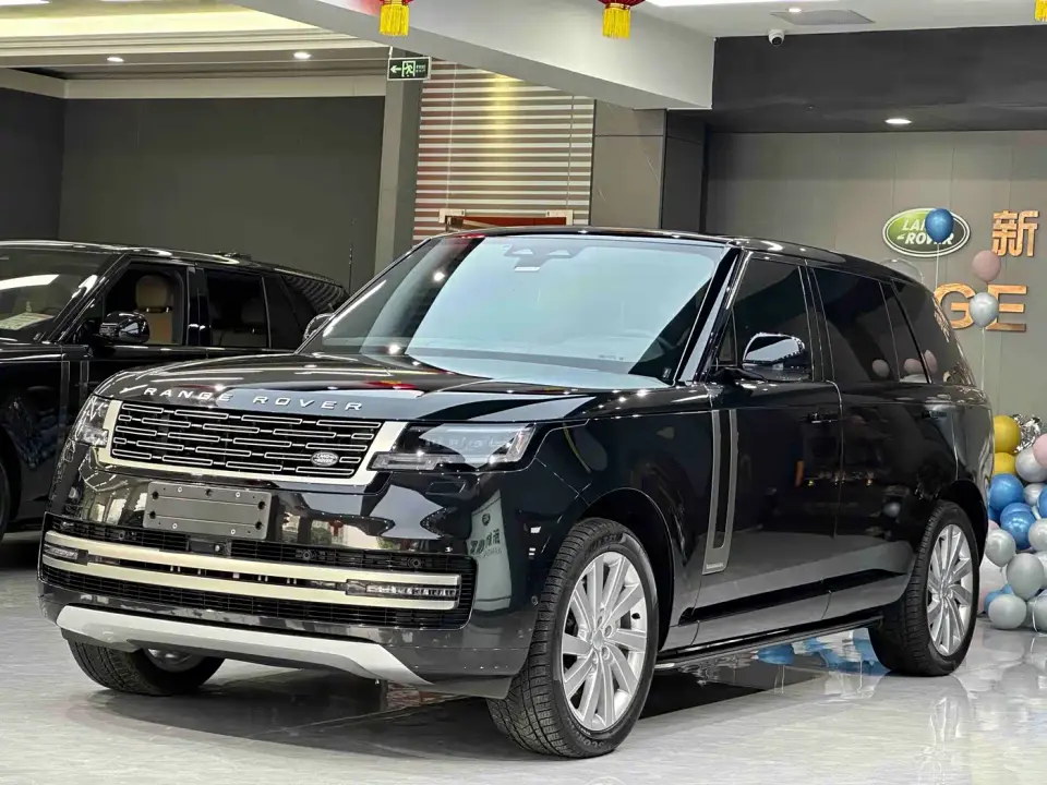 Land Rover Range Rover 3.0 L6 400PS Golden Age 7-Seater Long Wheelbase 2023