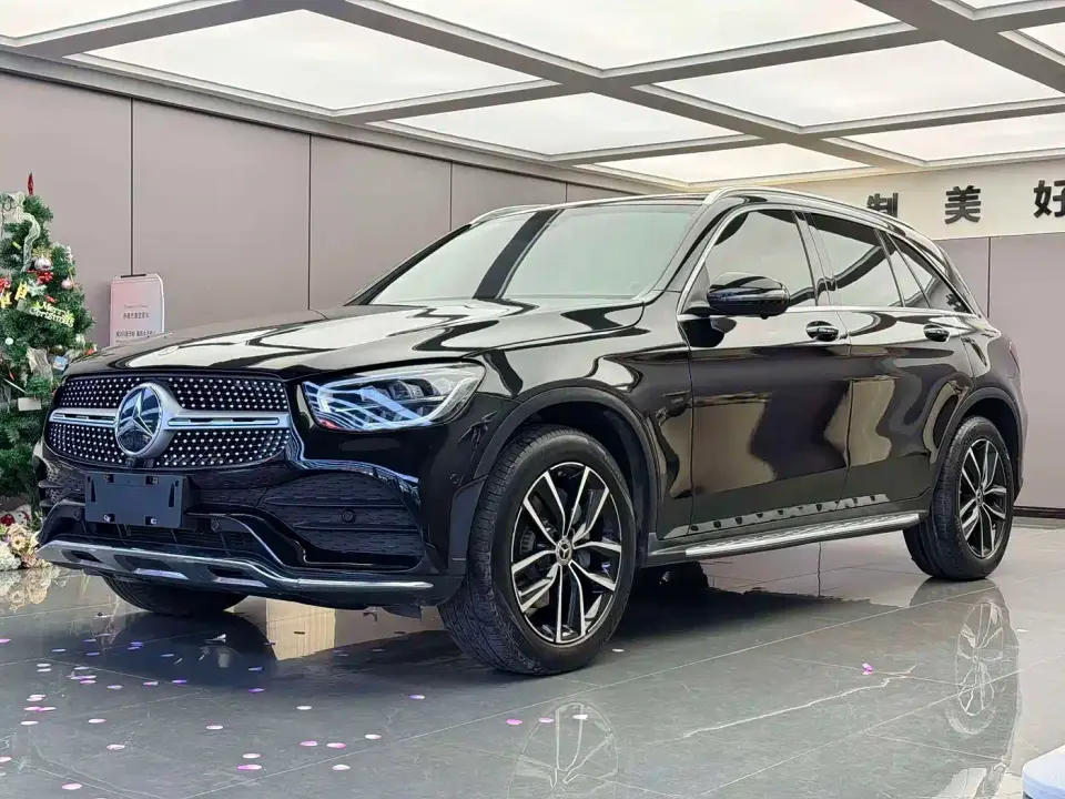 Mercedes-Benz GLC-Class Model GLC 260 L 4MATIC Luxury Edition 2022