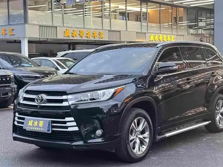 Toyota Highlander 2.0T 2WD Elite 5-Seater China VI 2020