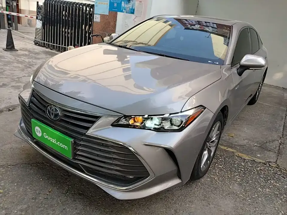Toyota Avalon Hybrid 2.5L Luxury Edition China VI 2020