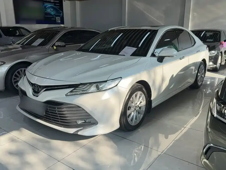Toyota Camry Facelift 2.0G Luxury Edition 2020