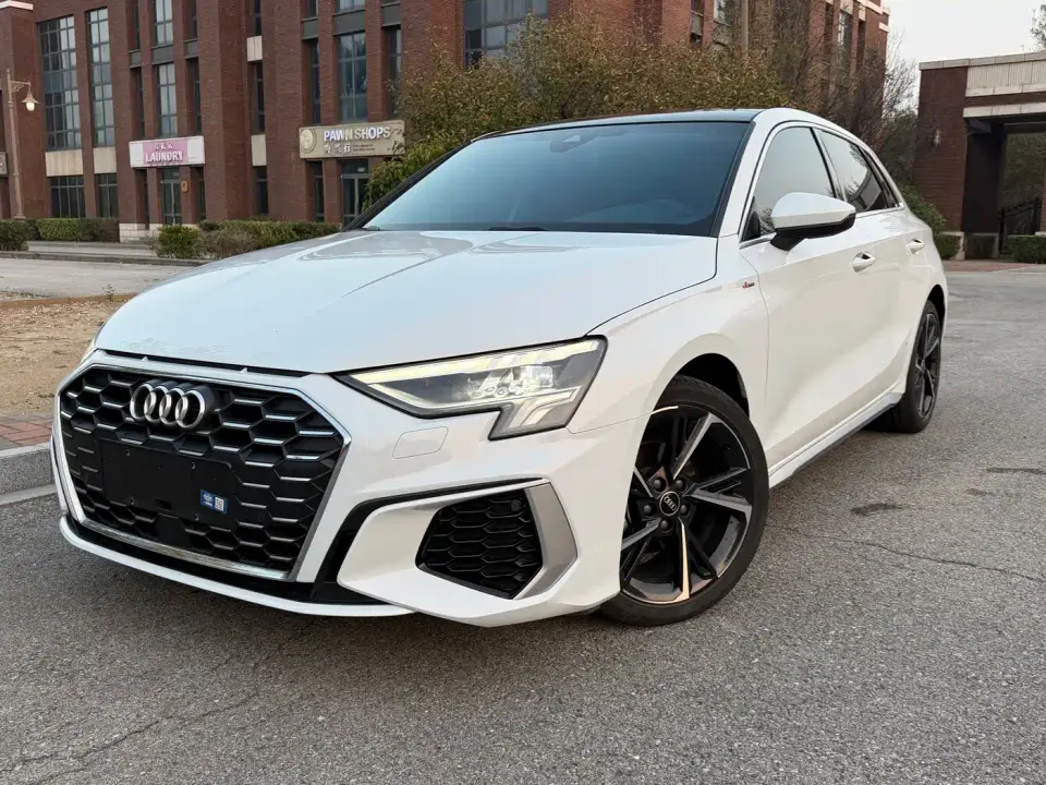Audi A3 Facelift Sportback 35 TFSI Fashion Sport 2023