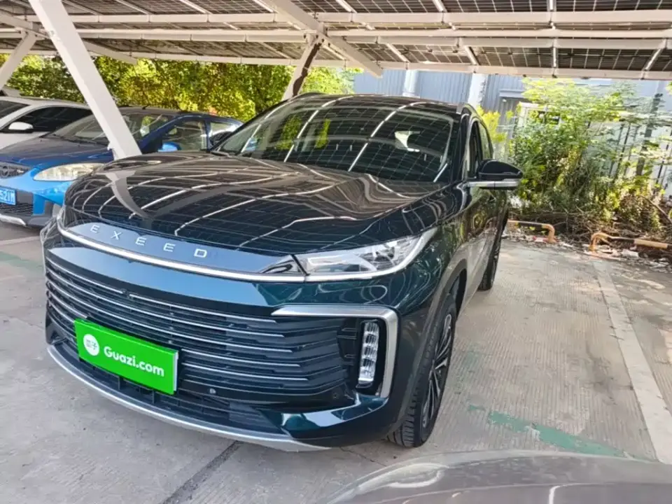 Exeed Lingyun 300T 2WD Starlight Edition 2024