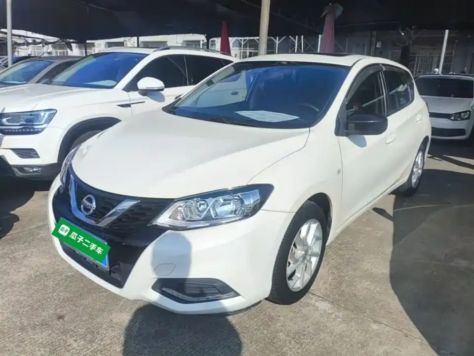Nissan Tiida 1.6L CVT Cool Edition 2021