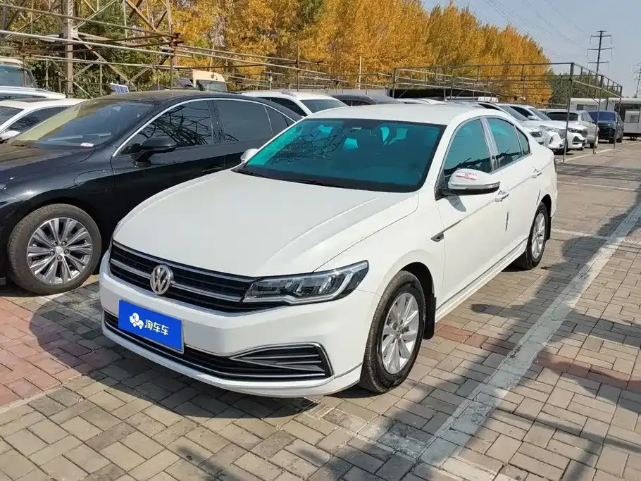 Volkswagen Bora 1.5L Manual Fashion 2019