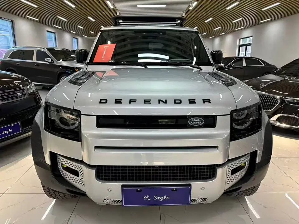 Land Rover Defender 110 P400 Dark Special Edition 2021