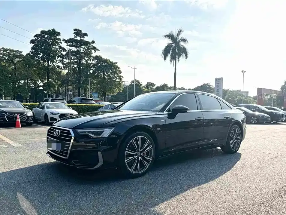 Audi A6L 40 TFSI Luxury Dynamic 2021