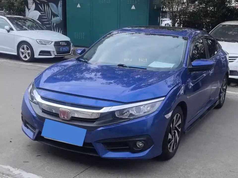 Honda Civic 220TURBO CVT Luxury Edition 2019