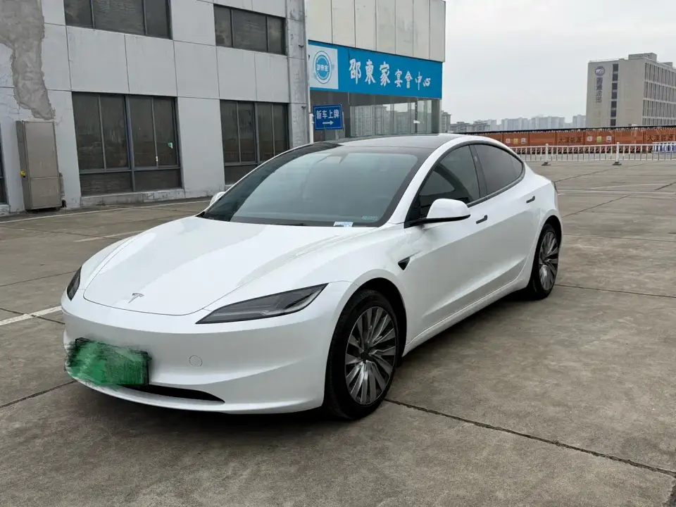 Tesla Model 3 Rear-Wheel Drive 2024