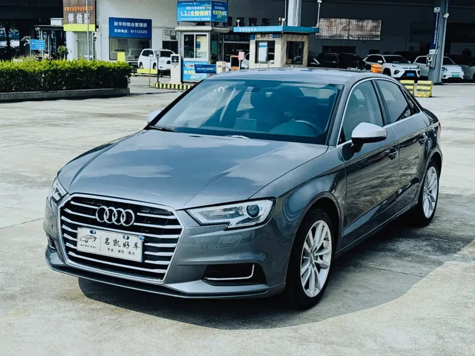 Audi A3 Limousine 35 TFSI Progressive China VI 2019