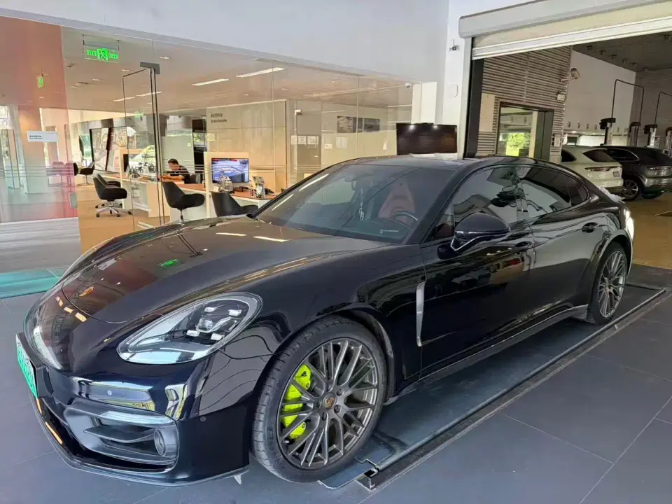 Porsche Panamera New Energy Panamera 4 E-Hybrid Platinum Edition 2.9T 2023
