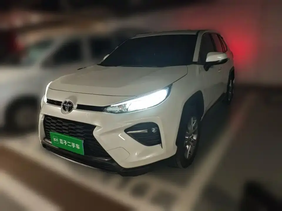 Toyota Wildlander 2.0L CVT FWD LE 2024