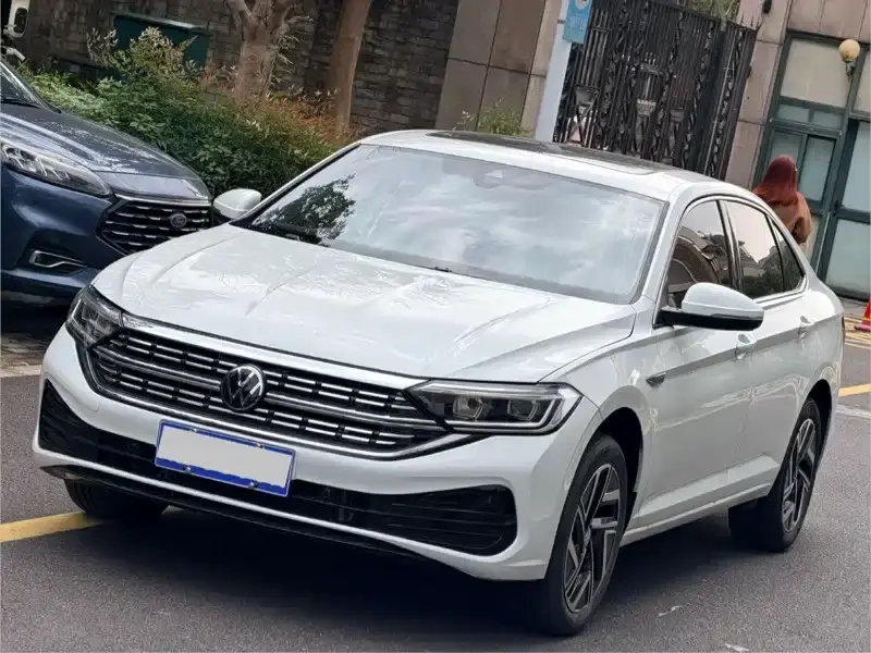 Volkswagen Sagitar 300TSI DSG Surpass Edition 2024