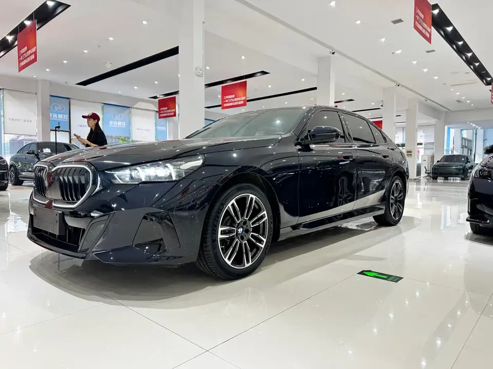 BMW 5 Series Model Year Facelift 525Li M Sport Package 2026