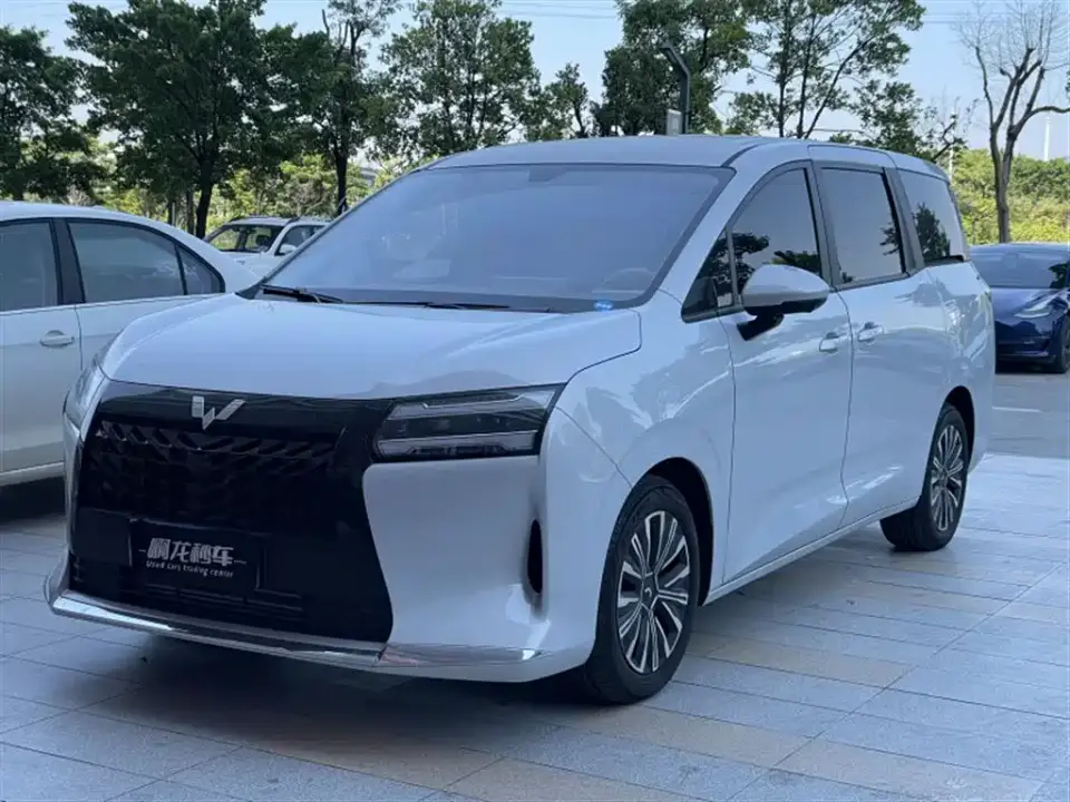Wuling Motors Xingguang 730 Model Base Version 2026