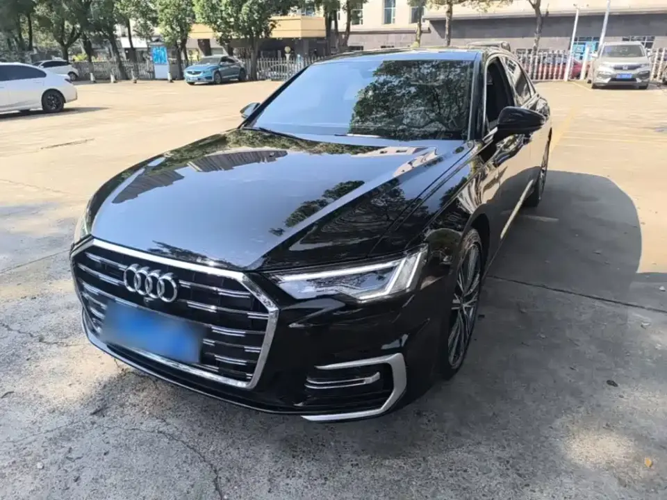 Audi A6L Facelift 40 TFSI Luxury Dynamic 2023